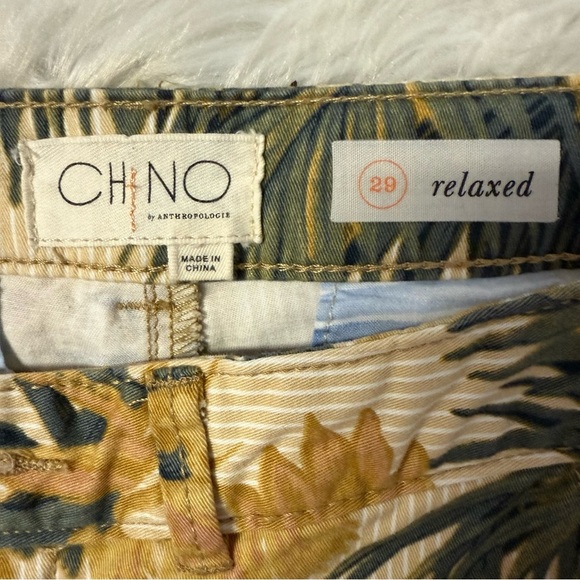 Anthropologie Chino Relaxed Pants – Tropical Floral Print – Size 29 - Picture 5 of 7